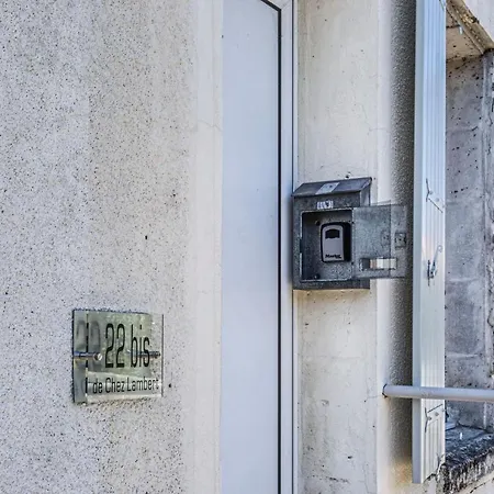 Appartement de Chez Lambert aseptisé et prêt T3 50m2 Netflix - Angoulême Extérieur photo